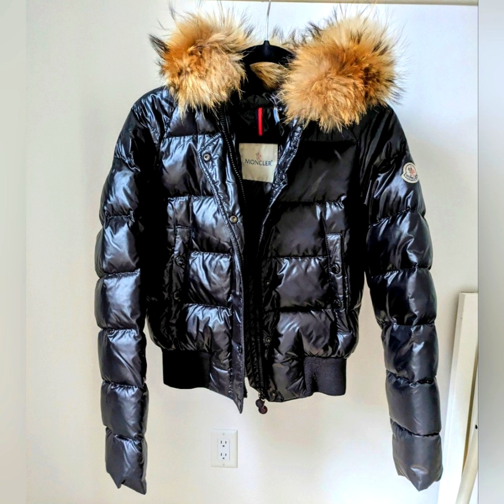 Moncler Black Puffer Down Jacket Detachable Real Fur Size 1